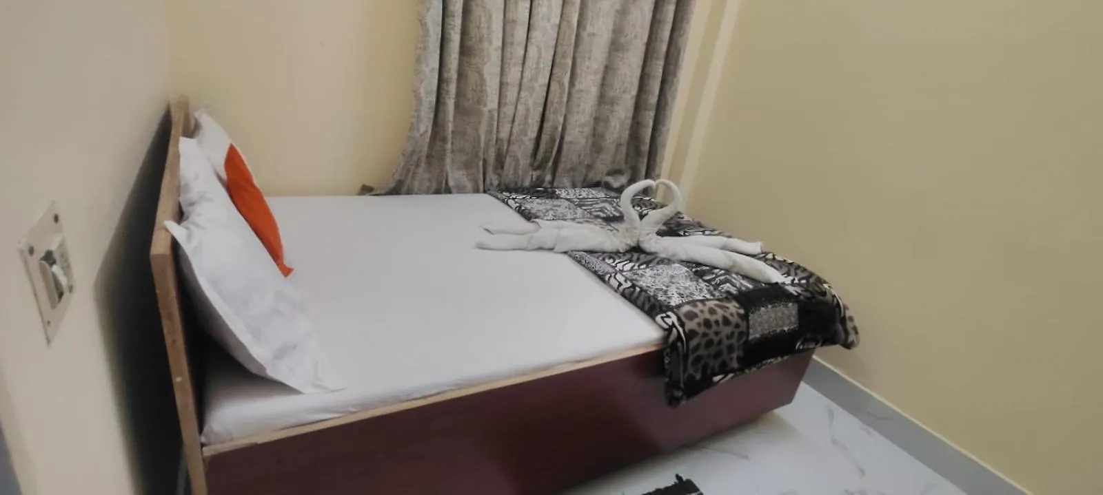 Jpm Guest House Varanasi 0*,